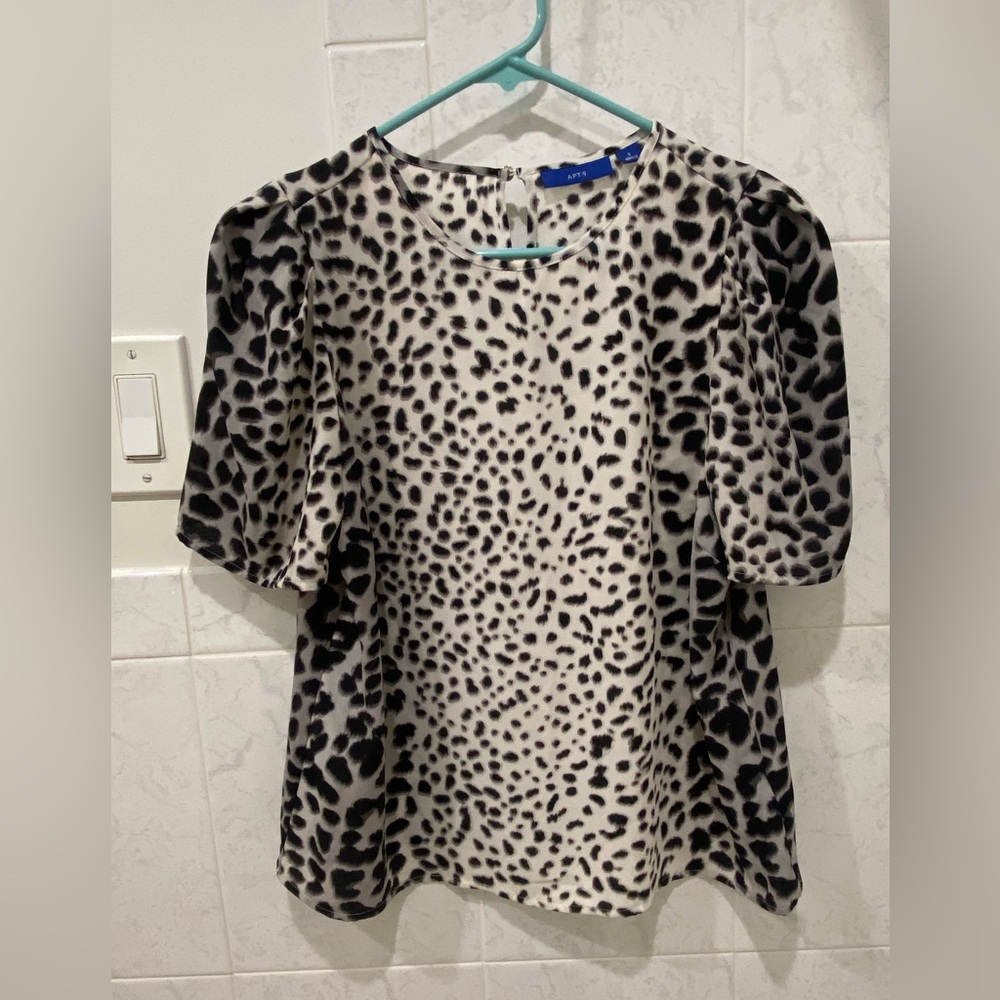 Animal print blouse. Size small.